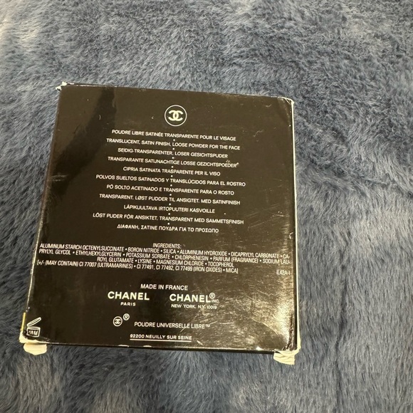 CHANEL
★
POUDRE UNIVERSELLE
LIBRE
Natural Finish Loose Powder 30 - Picture 7 of 10